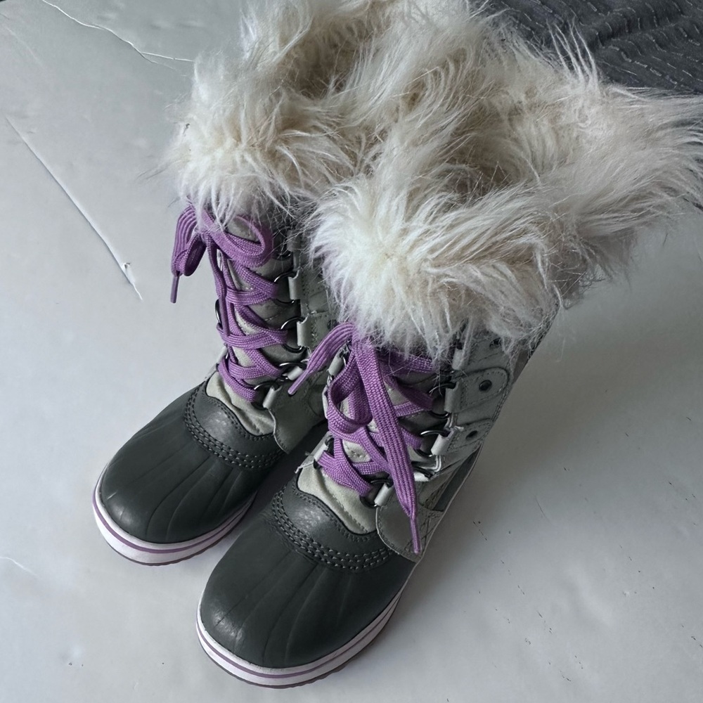Sorel Tofino Pact Boots